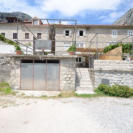 Stone House Dragutinovic Appartement Kotor Buitenkant foto